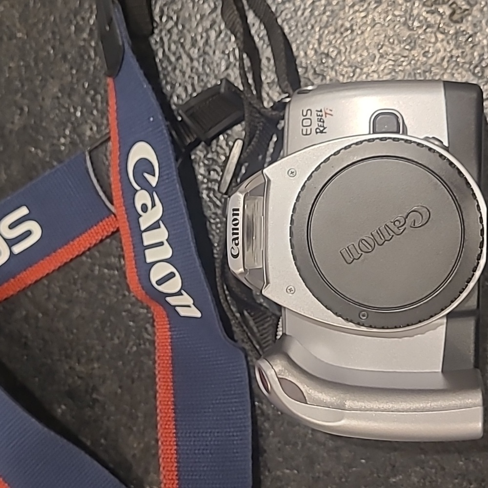 Canon EOS Rebel Ti 35mm film camera